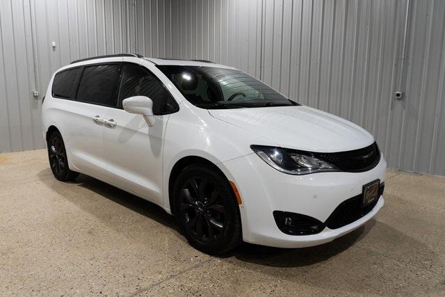 used 2019 Chrysler Pacifica car, priced at $18,995