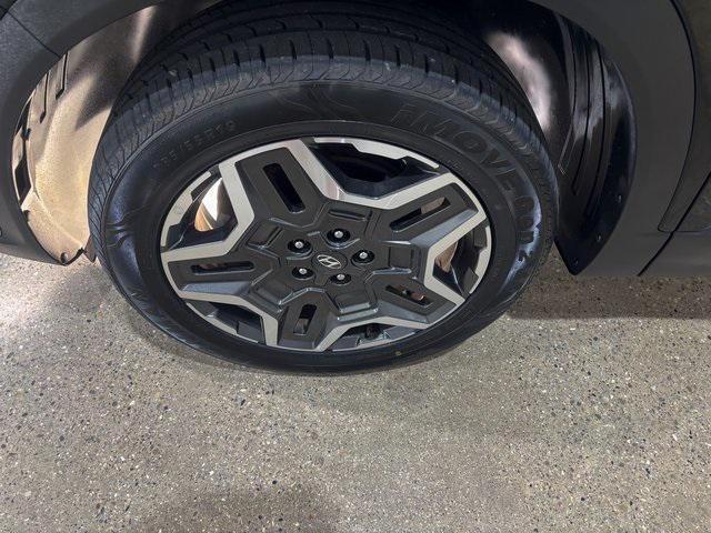 used 2023 Hyundai Santa Fe car, priced at $28,995