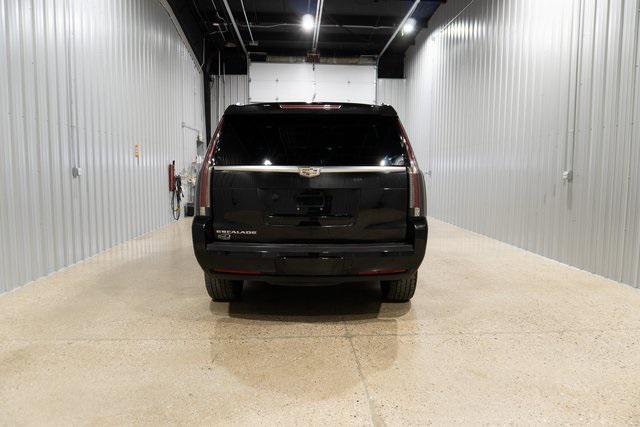 used 2016 Cadillac Escalade car, priced at $25,995