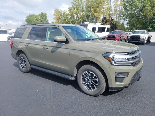 used 2024 Ford Expedition car, priced at $45,995