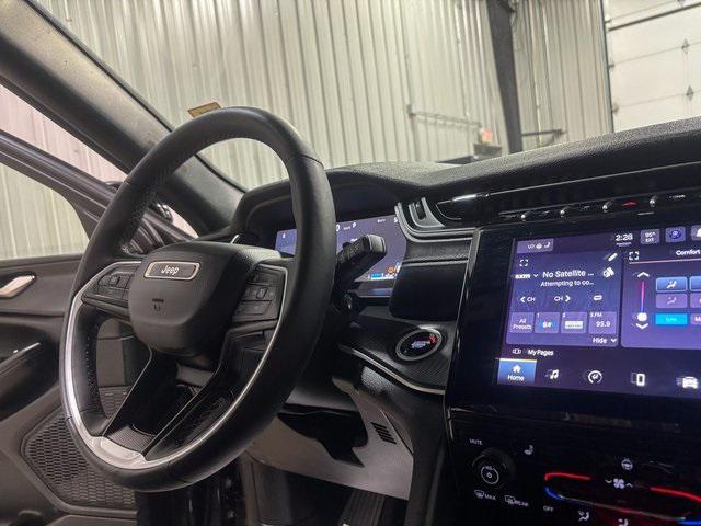 used 2024 Jeep Grand Cherokee L car, priced at $29,995