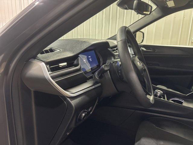 used 2024 Jeep Grand Cherokee L car, priced at $29,995
