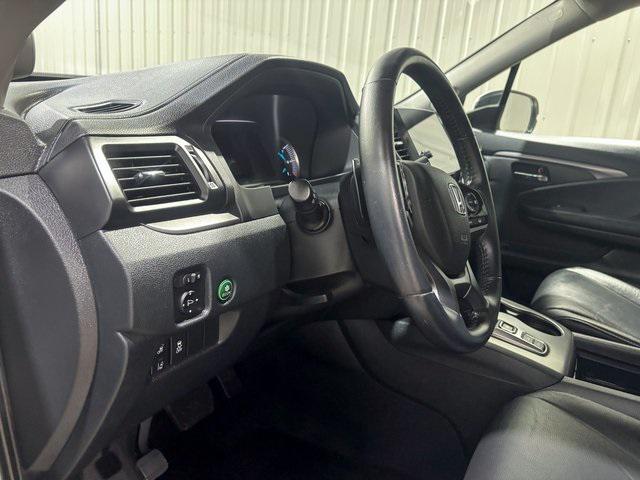 used 2022 Honda Pilot car, priced at $31,337
