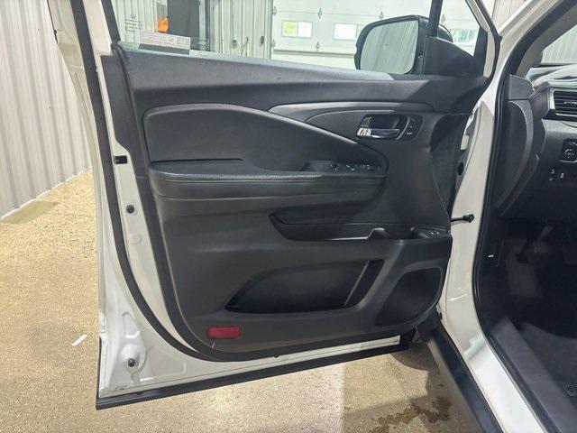 used 2022 Honda Pilot car, priced at $31,337