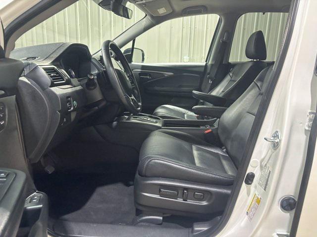 used 2022 Honda Pilot car, priced at $31,337