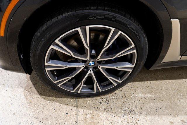 used 2021 BMW X7 car, priced at $44,620