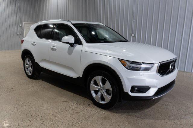 used 2021 Volvo XC40 car, priced at $19,995