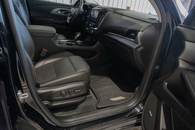 used 2021 Chevrolet Traverse car, priced at $30,341