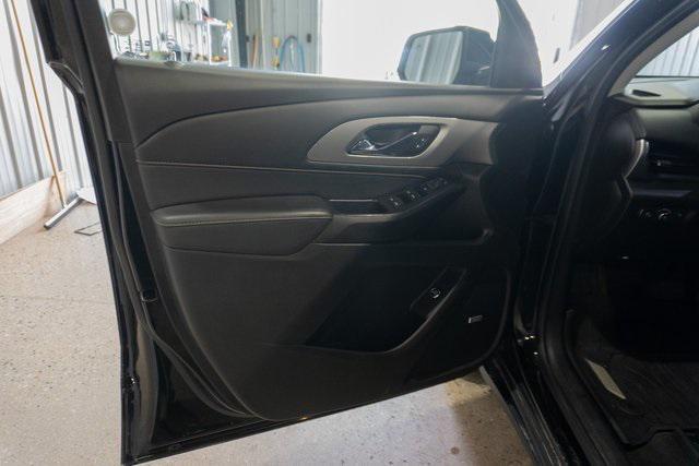 used 2021 Chevrolet Traverse car, priced at $30,341