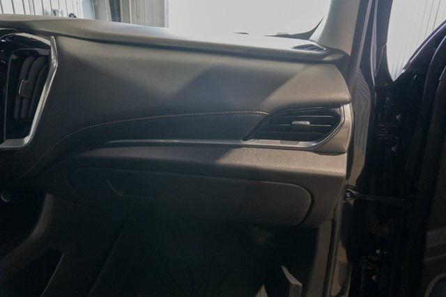 used 2021 Chevrolet Traverse car, priced at $30,341
