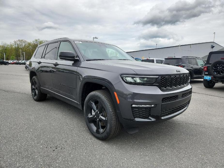 new 2024 Jeep Grand Cherokee L car, priced at $54,890