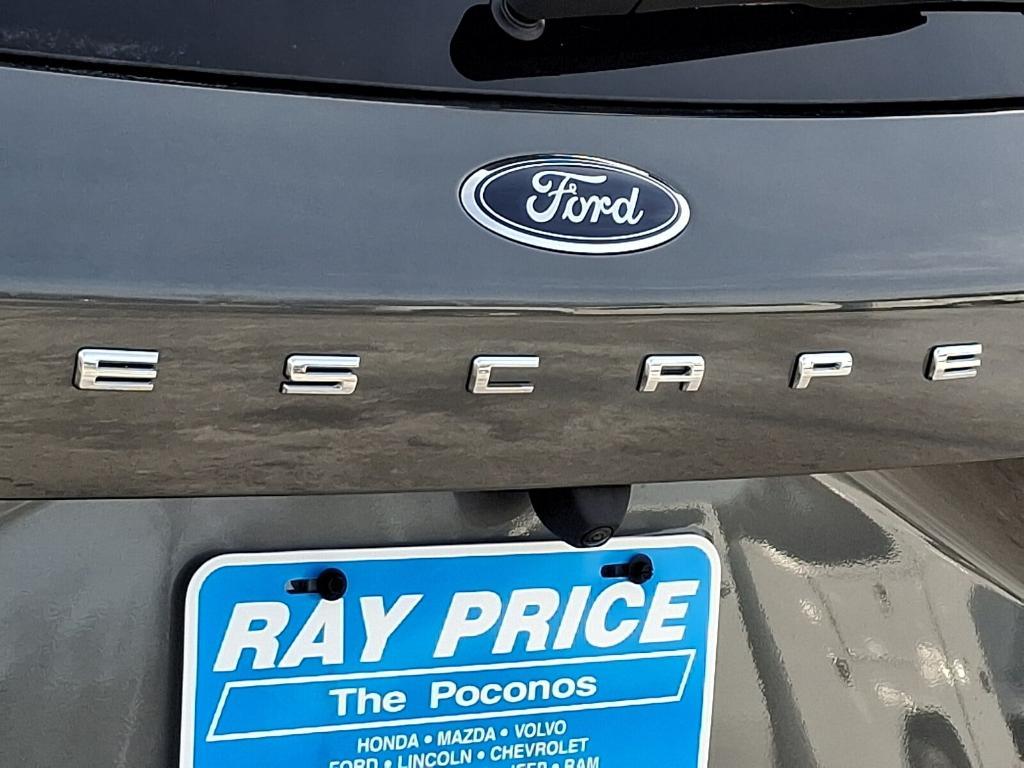 new 2025 Ford Escape car, priced at $32,880