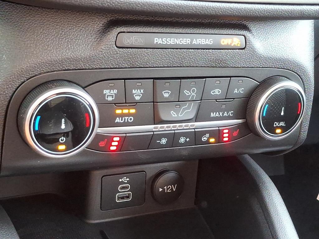 new 2025 Ford Escape car, priced at $29,998