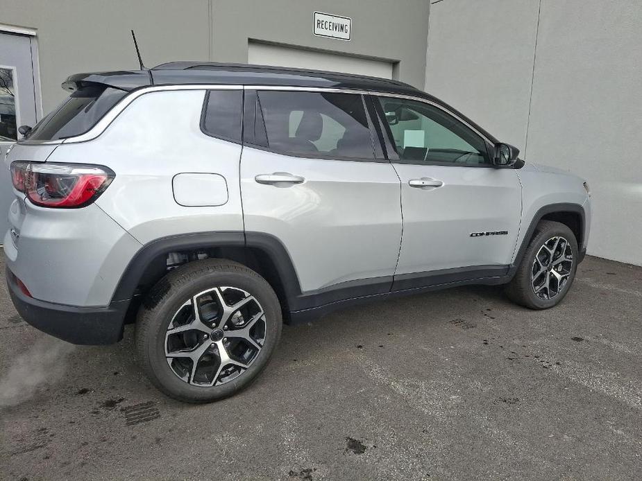 new 2025 Jeep Compass car, priced at $36,256