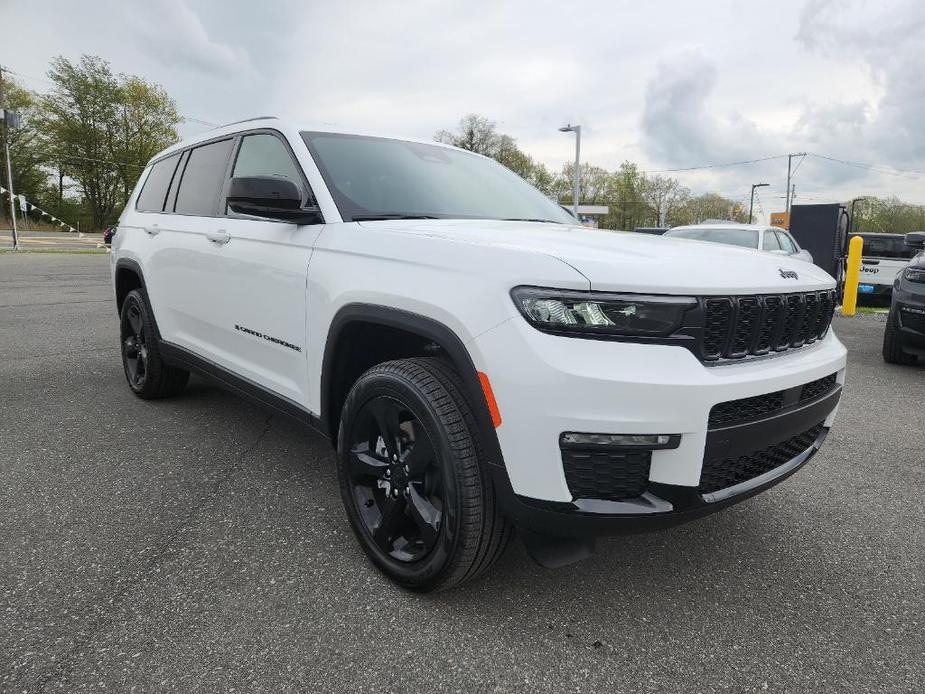 new 2024 Jeep Grand Cherokee L car, priced at $54,273