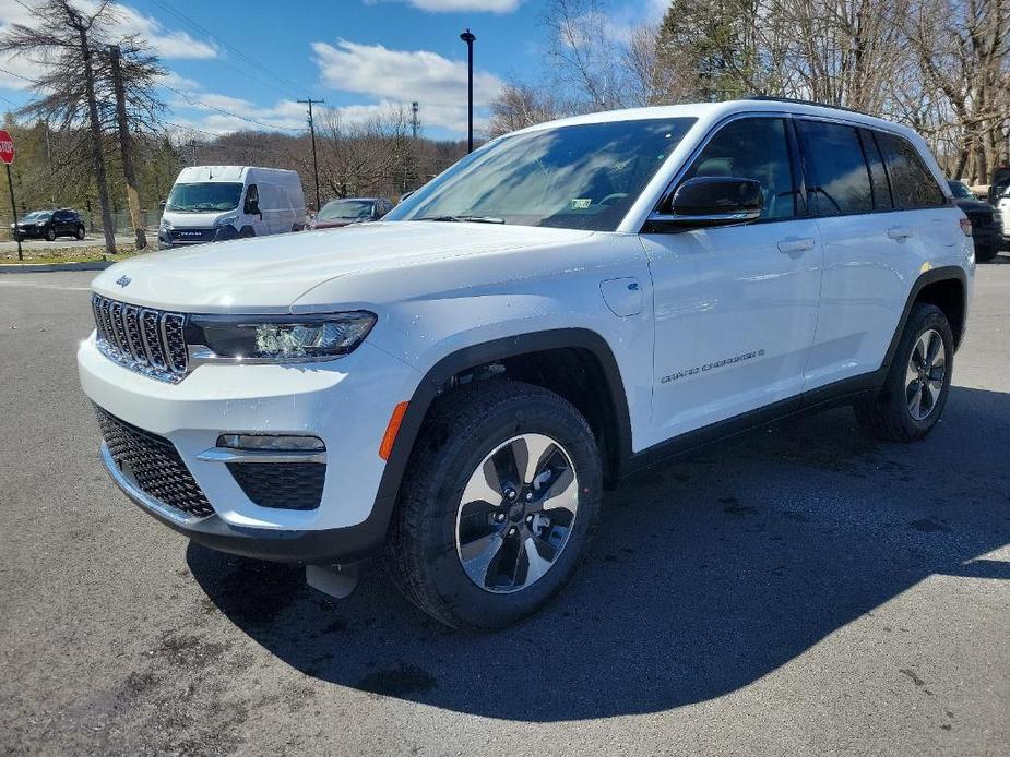 new 2024 Jeep Grand Cherokee 4xe car, priced at $60,752