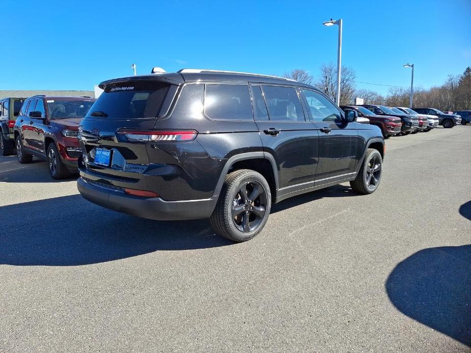 new 2024 Jeep Grand Cherokee L car, priced at $53,382