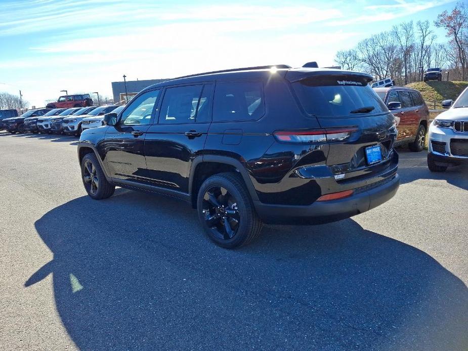 new 2024 Jeep Grand Cherokee L car, priced at $53,382