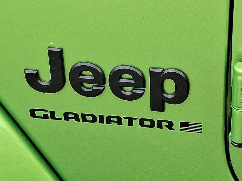 new 2025 Jeep Gladiator car, priced at $51,864