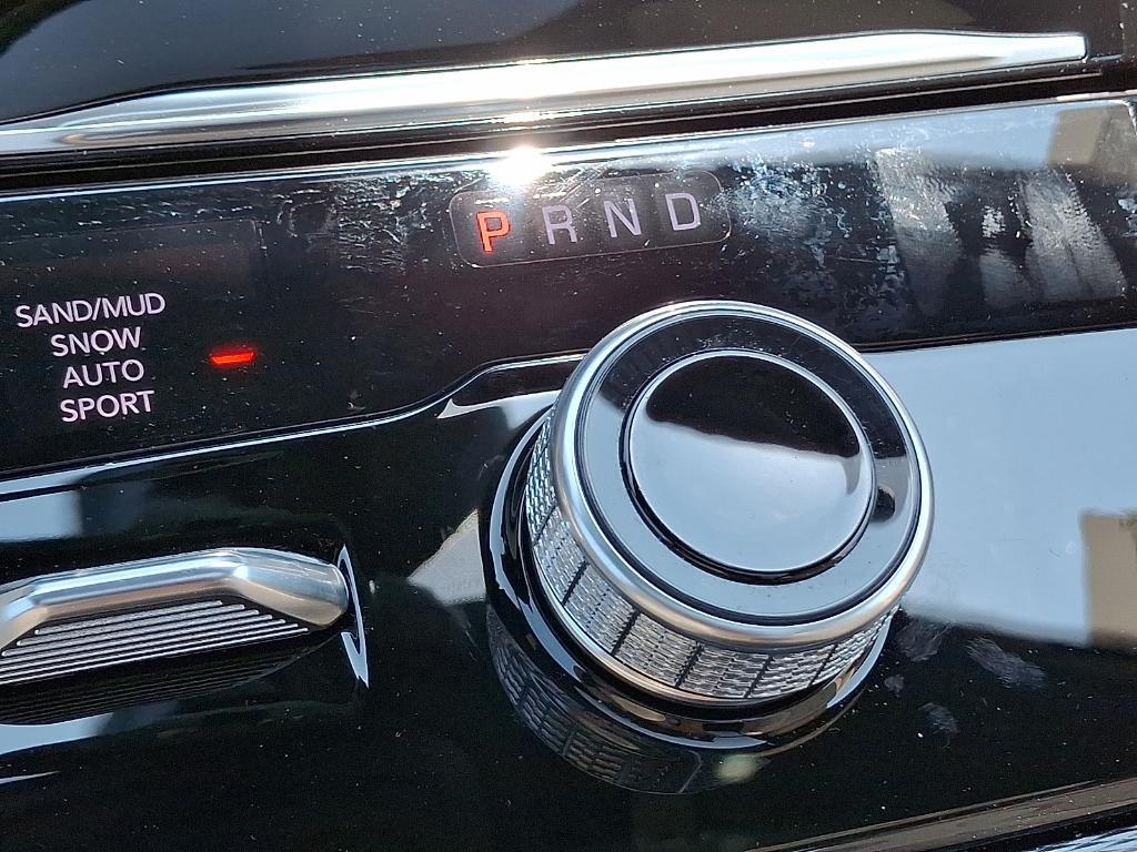 new 2025 Jeep Grand Cherokee car, priced at $54,044