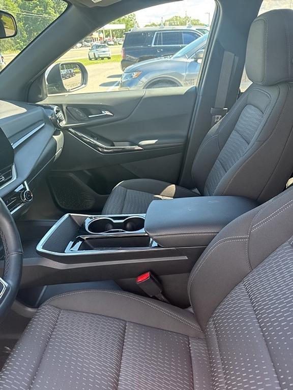 used 2025 Chevrolet Equinox car, priced at $29,498