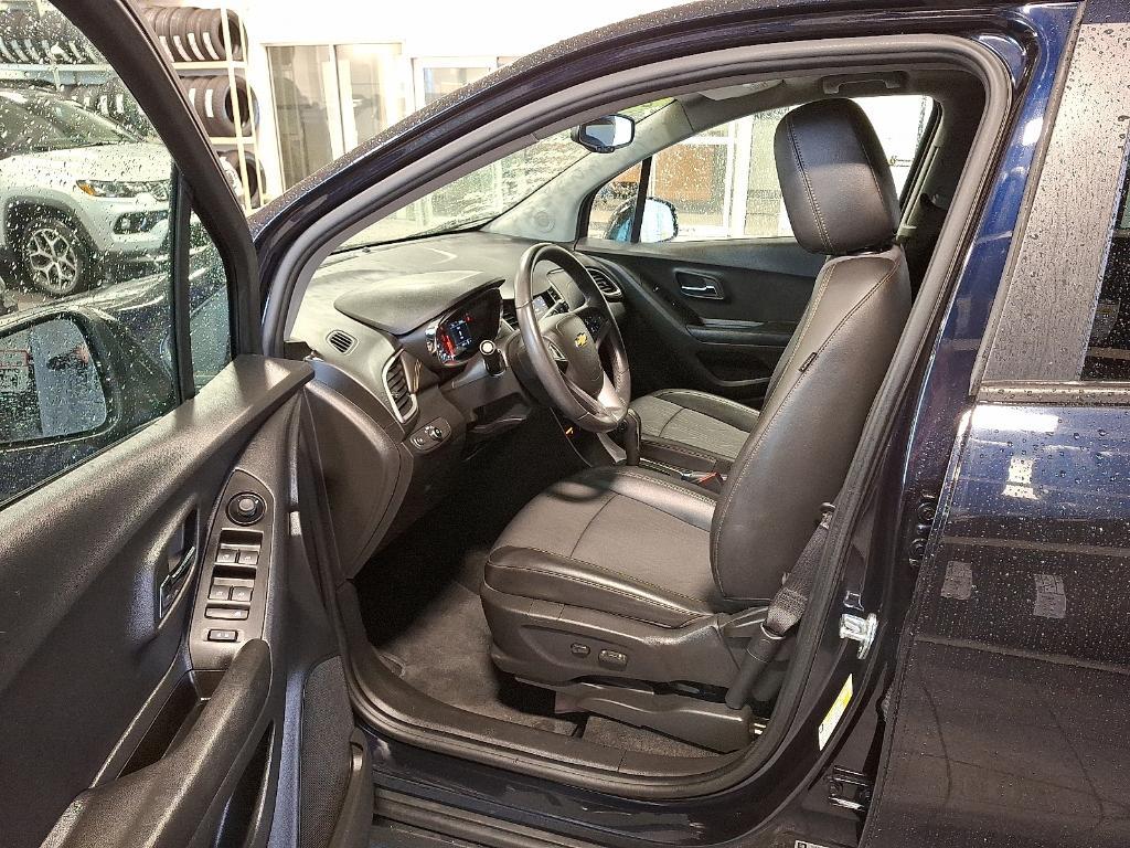 used 2022 Chevrolet Trax car, priced at $18,986
