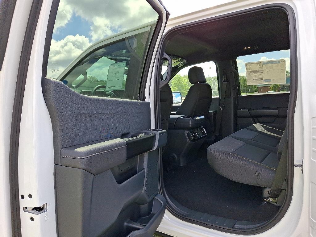 new 2025 Ford F-150 car, priced at $49,872
