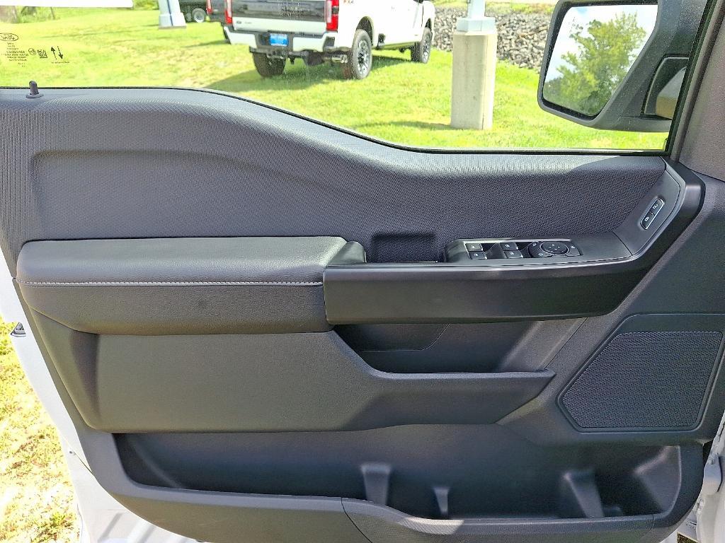 new 2025 Ford F-150 car, priced at $49,872