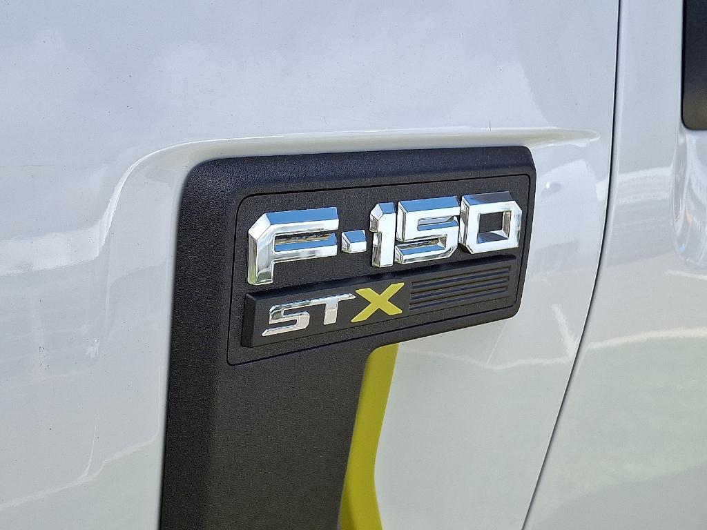 new 2025 Ford F-150 car, priced at $49,872