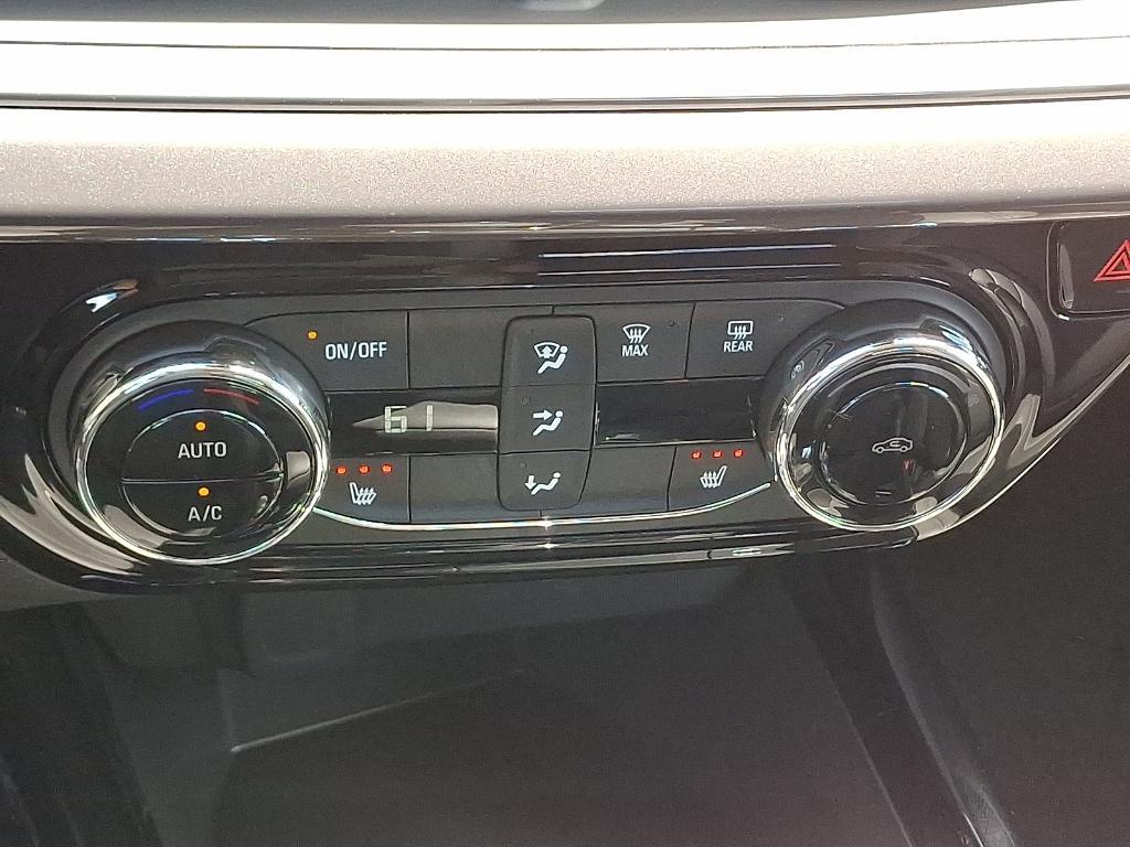 new 2025 Chevrolet Trax car, priced at $26,863