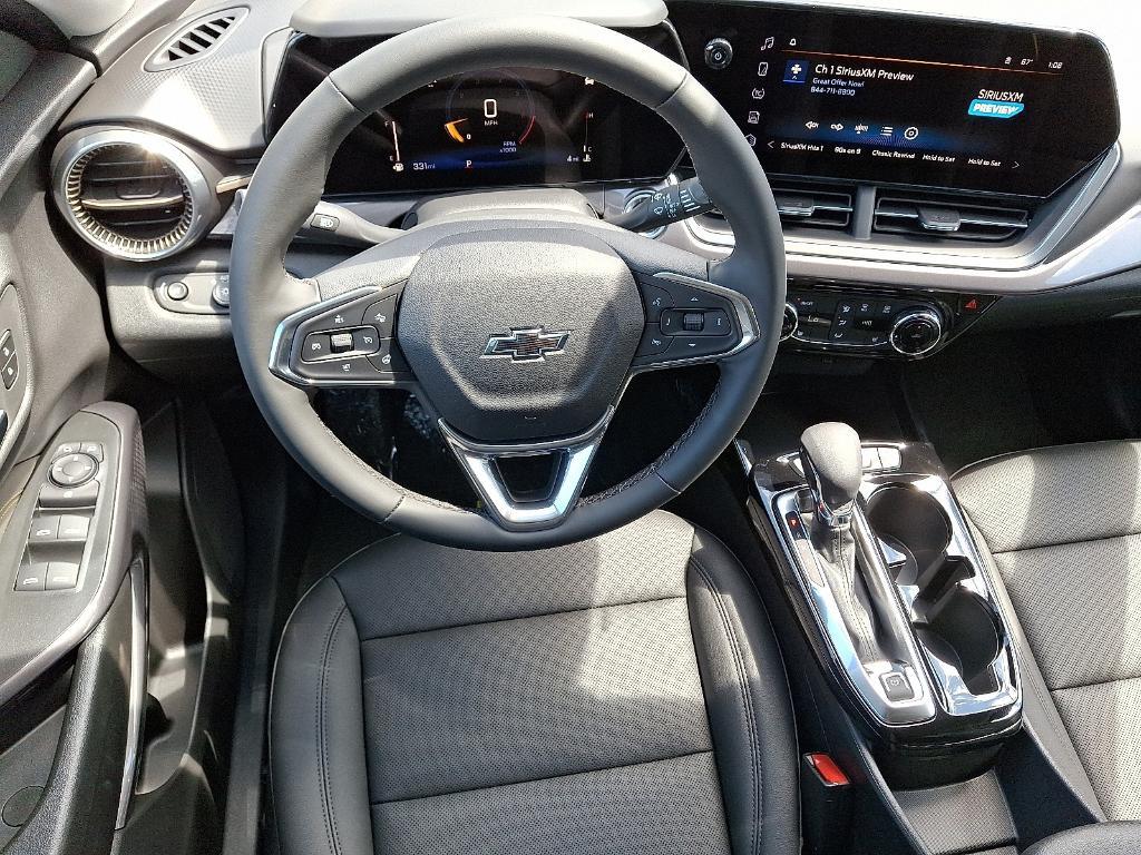 new 2025 Chevrolet Trax car, priced at $26,863