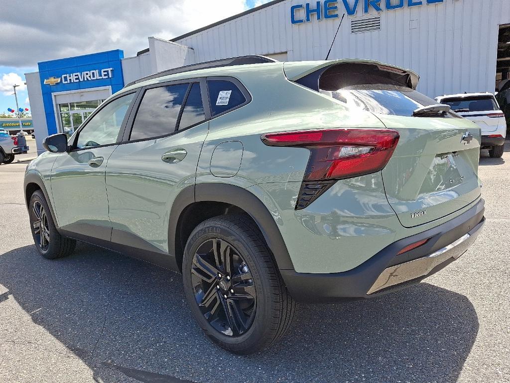 new 2025 Chevrolet Trax car, priced at $26,863