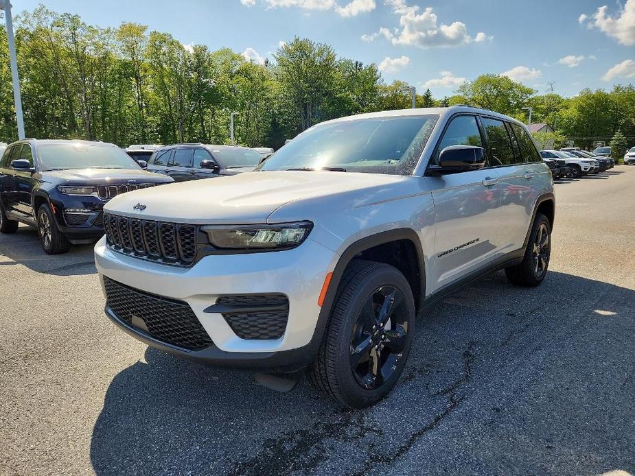 new 2024 Jeep Grand Cherokee car, priced at $47,071