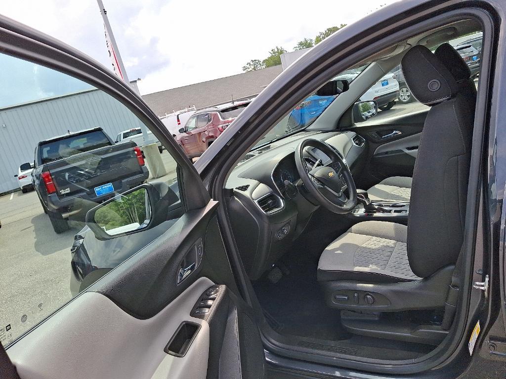 used 2022 Chevrolet Equinox car, priced at $20,493