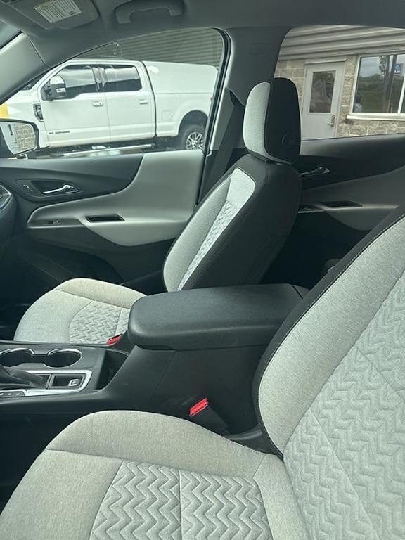 used 2022 Chevrolet Equinox car, priced at $19,999