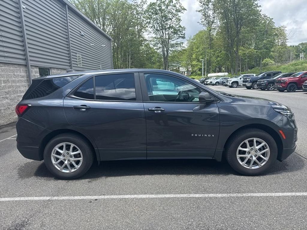 used 2022 Chevrolet Equinox car, priced at $19,999