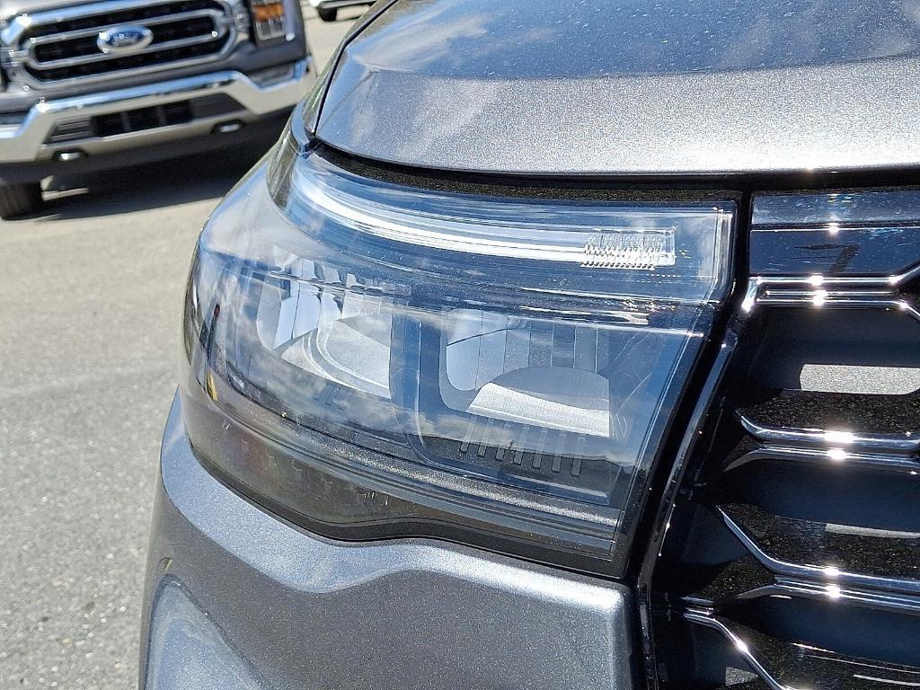 used 2025 Ford Explorer car, priced at $47,366