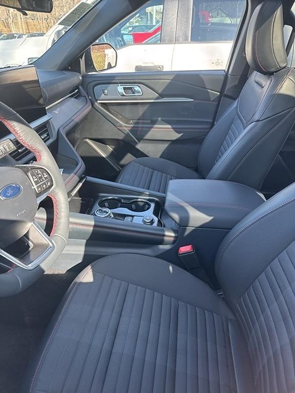 used 2025 Ford Explorer car, priced at $46,974