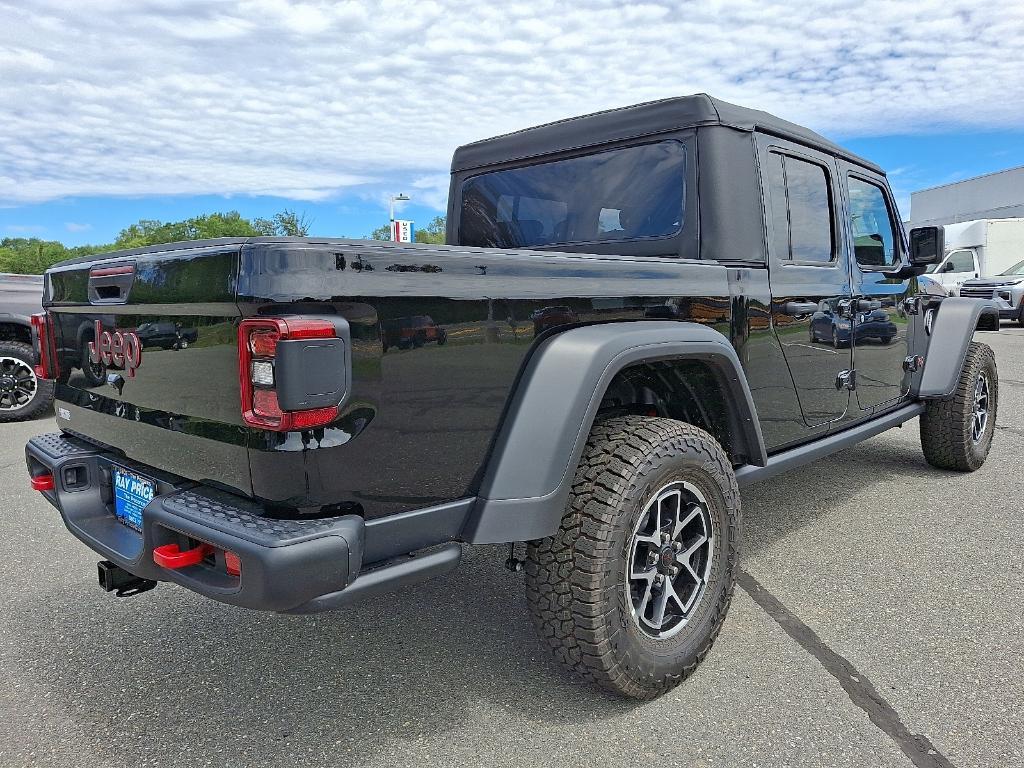 new 2025 Jeep Gladiator car, priced at $55,779