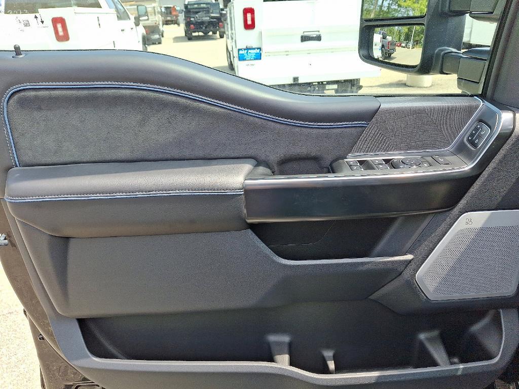new 2025 Ford F-250 car, priced at $94,326