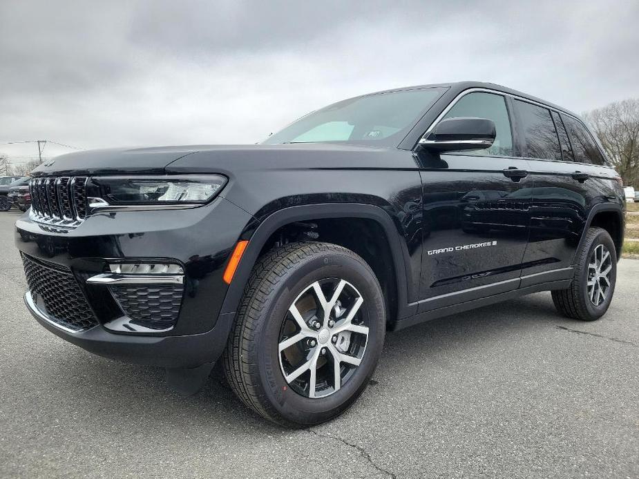 new 2024 Jeep Grand Cherokee car, priced at $51,171