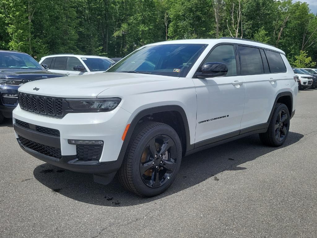 new 2024 Jeep Grand Cherokee L car, priced at $55,420