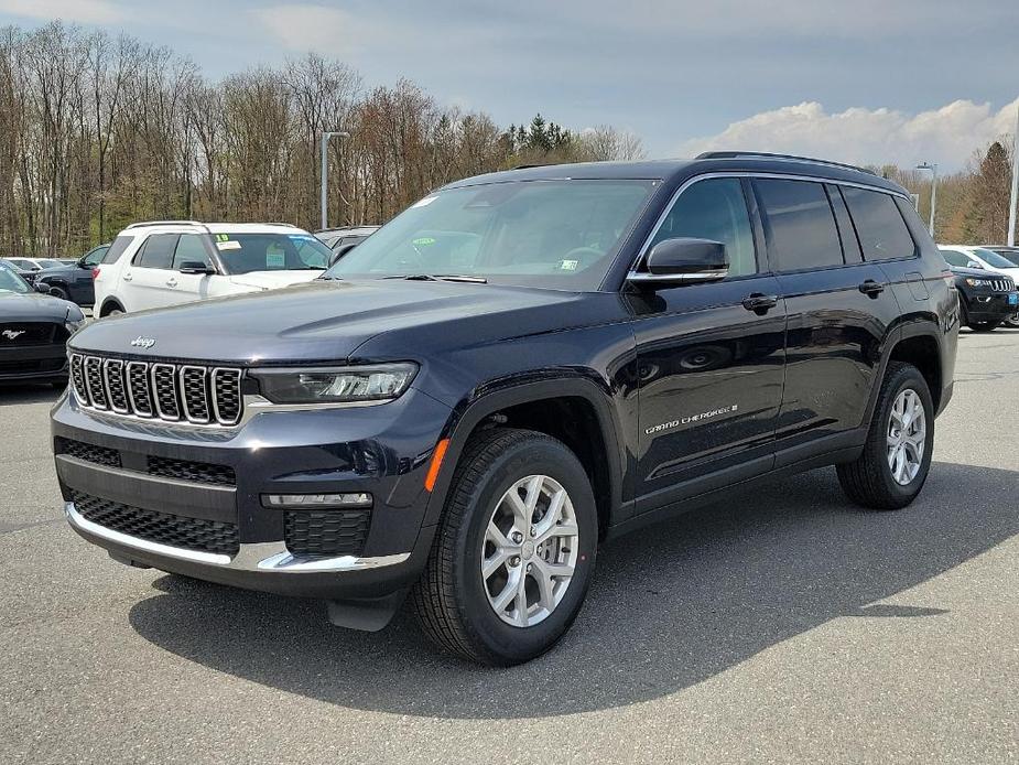 new 2024 Jeep Grand Cherokee L car, priced at $52,292