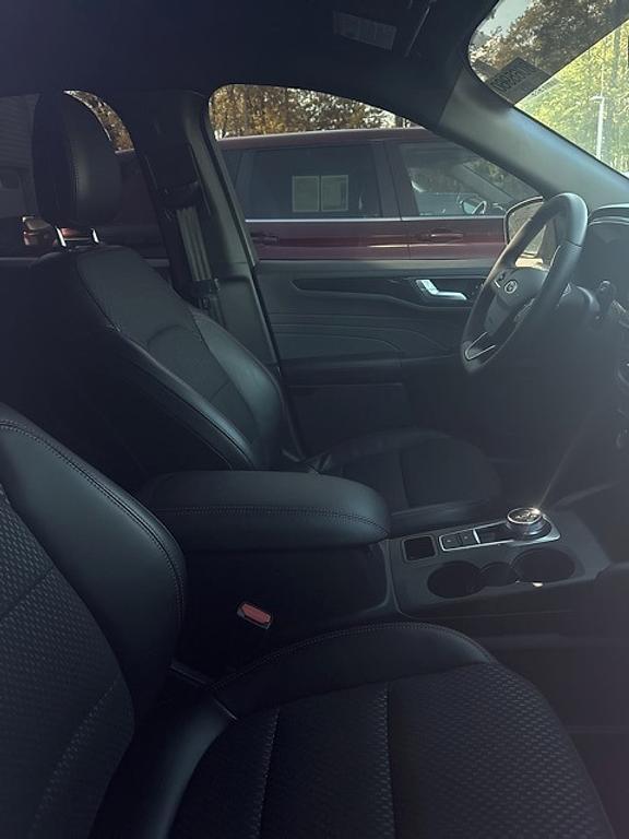 used 2023 Ford Escape car, priced at $25,683