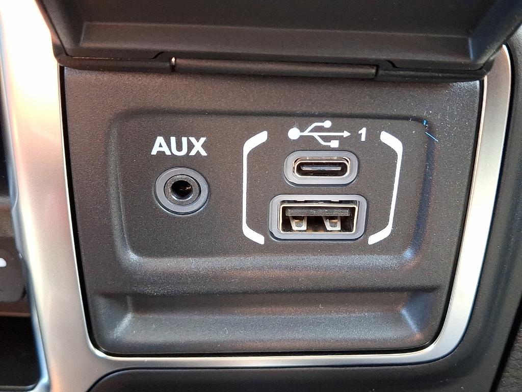 new 2025 Jeep Gladiator car, priced at $55,814