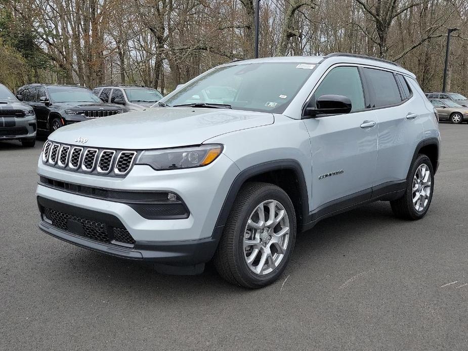 new 2024 Jeep Compass car, priced at $37,487
