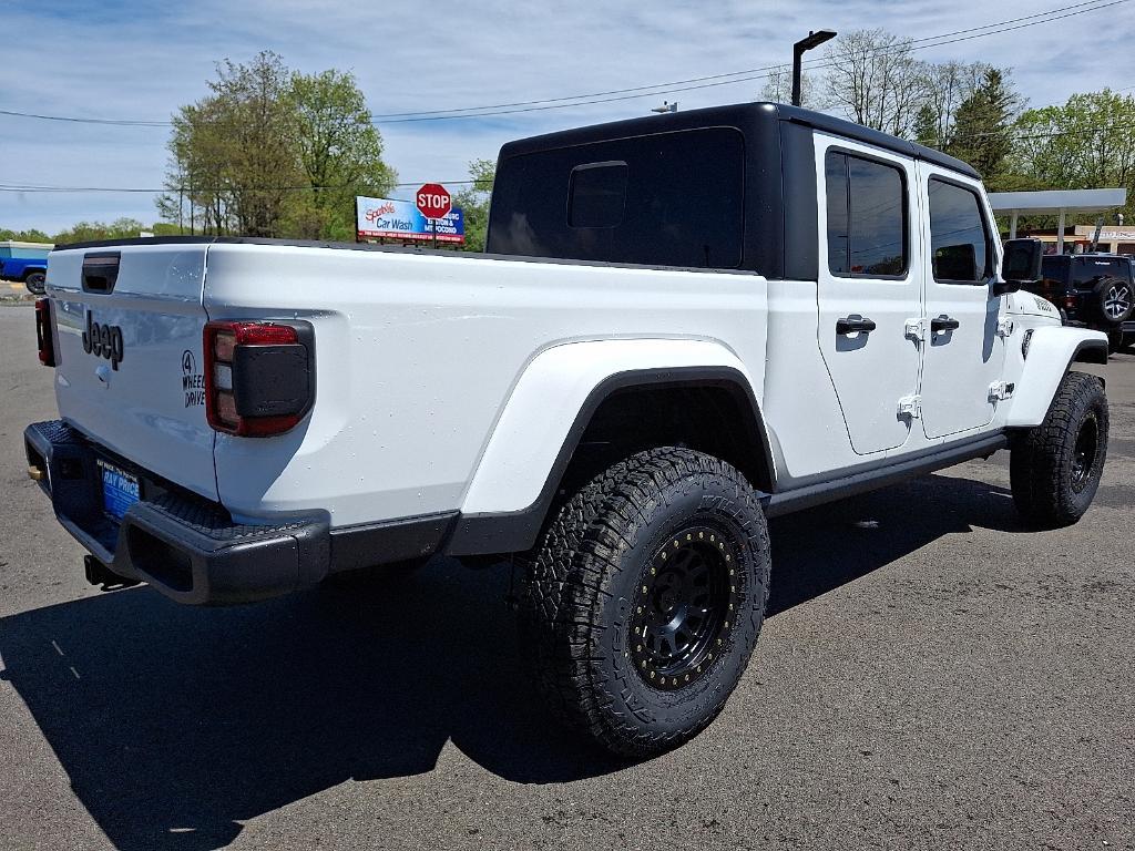new 2025 Jeep Gladiator car, priced at $59,214