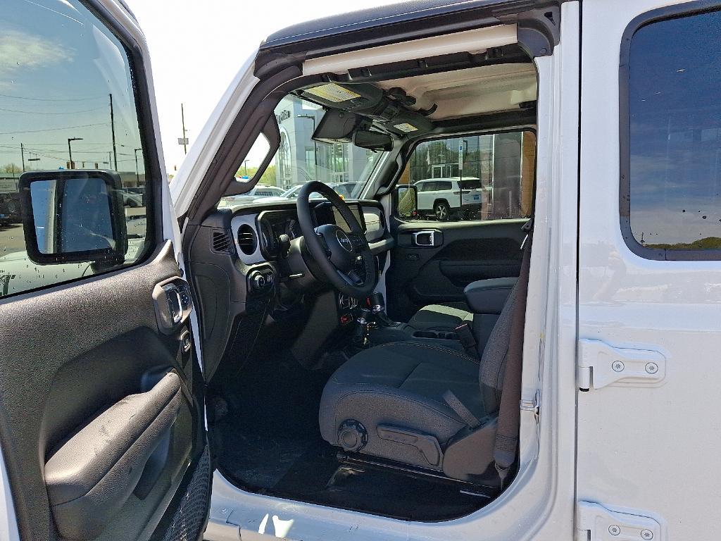 new 2025 Jeep Gladiator car, priced at $59,214