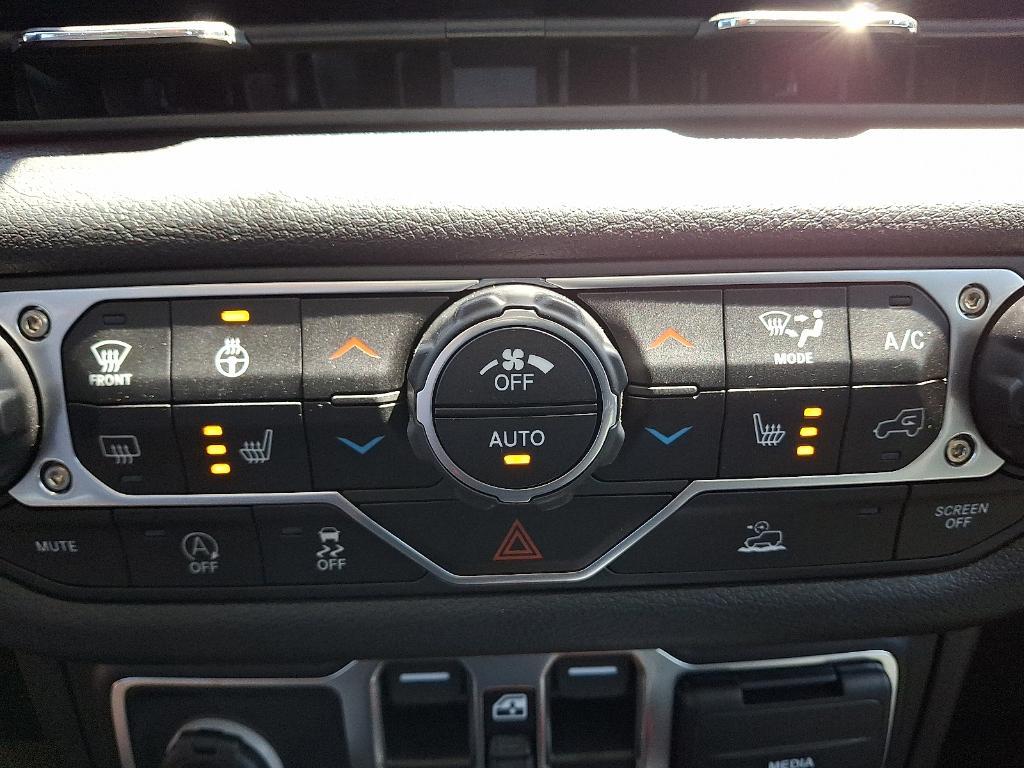 new 2025 Jeep Gladiator car, priced at $59,214