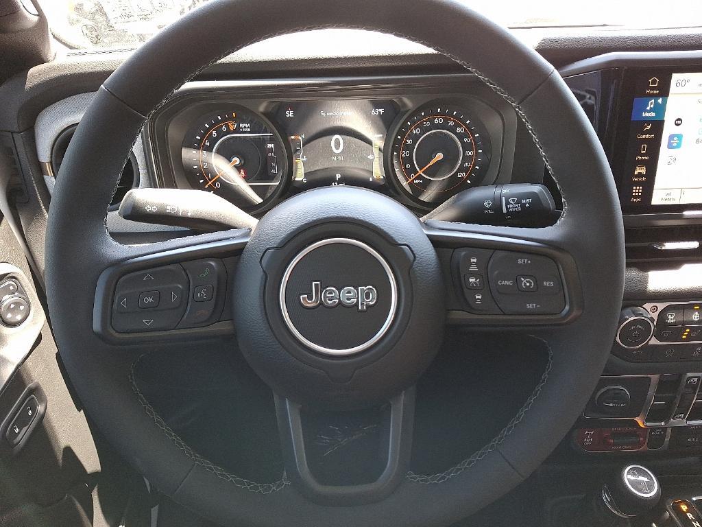new 2025 Jeep Gladiator car, priced at $59,214